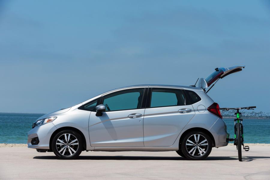  Honda Fit 2017 года  (NA) (фото 11 из 50)